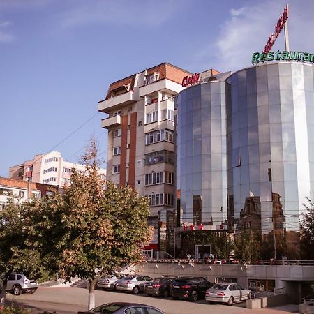 Hotel Helin - Calea Bucuresti ไกรโอวา ภายนอก รูปภาพ